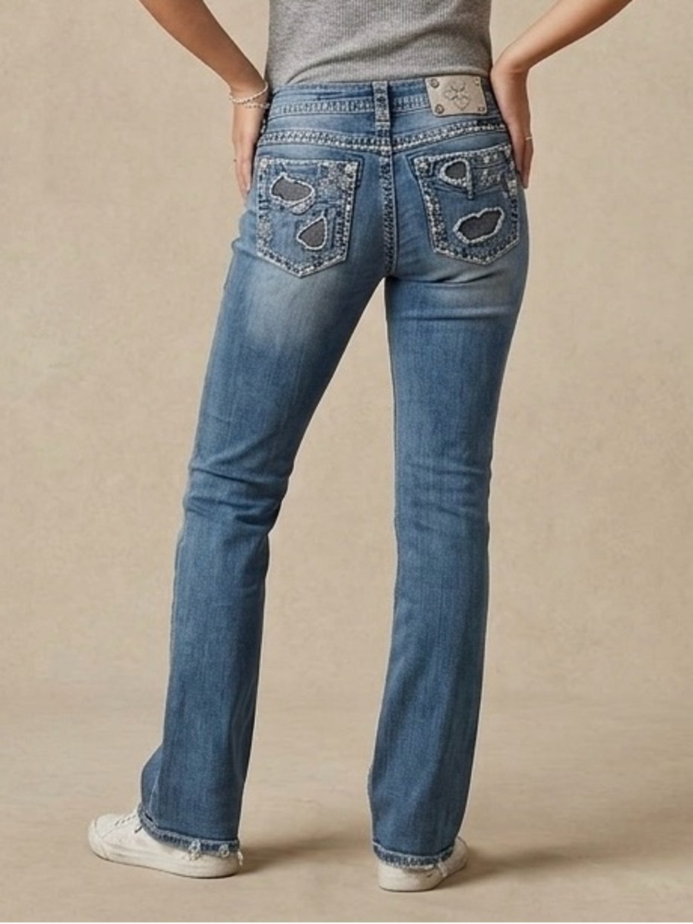Miss Me Mid-Rise Easy Boot Jeans Size 31 Embellished